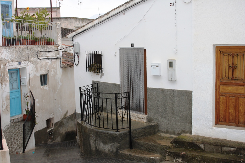 Charming and Traditional 3 Bedroom Townhouse in Lubrin, Almeria
